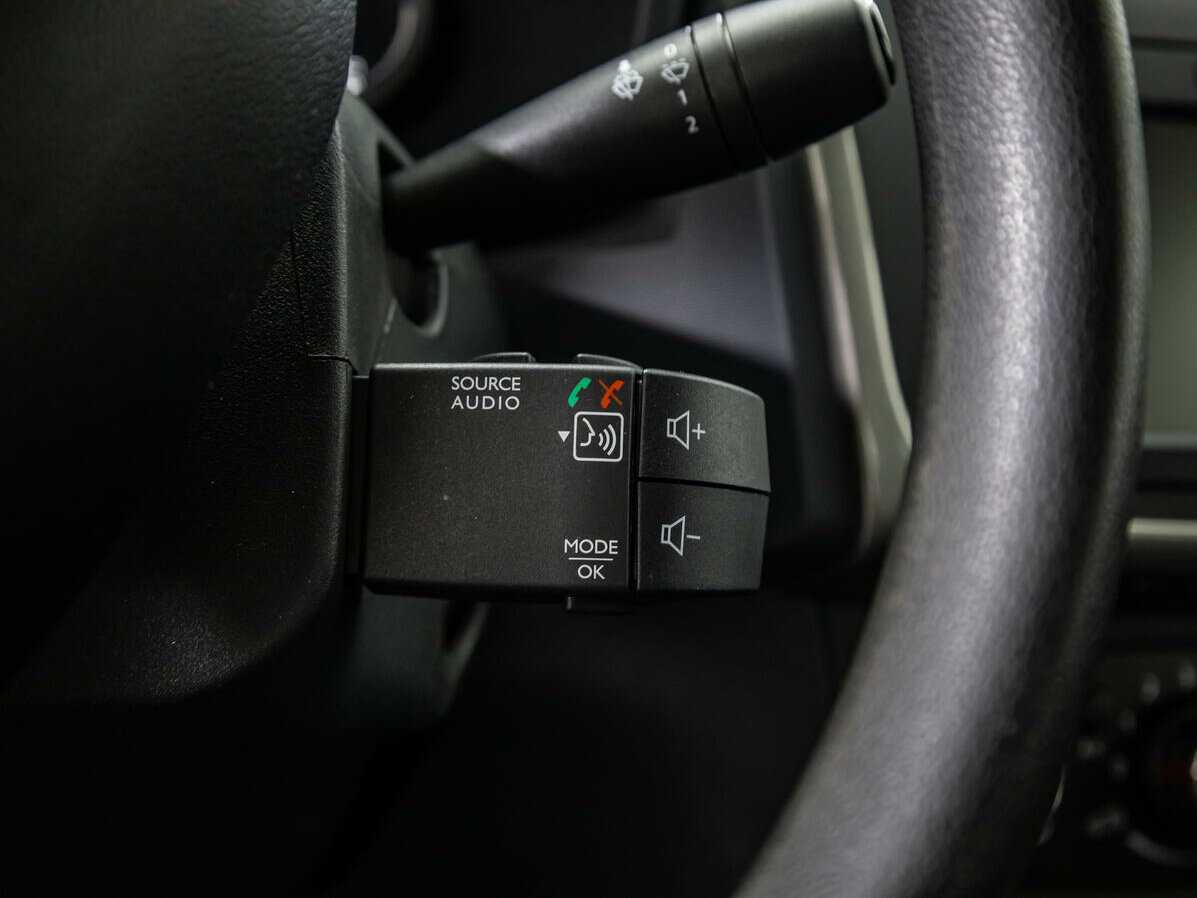 Renault Logan с пробегом — 2019 год. Фото: #14