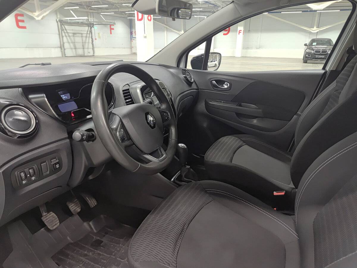 Renault Kaptur с пробегом — 2018 год. Фото: #14