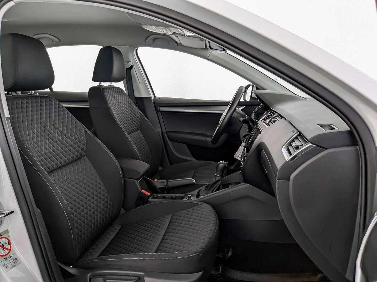 Skoda Octavia с пробегом — 2017 год. Фото: #18