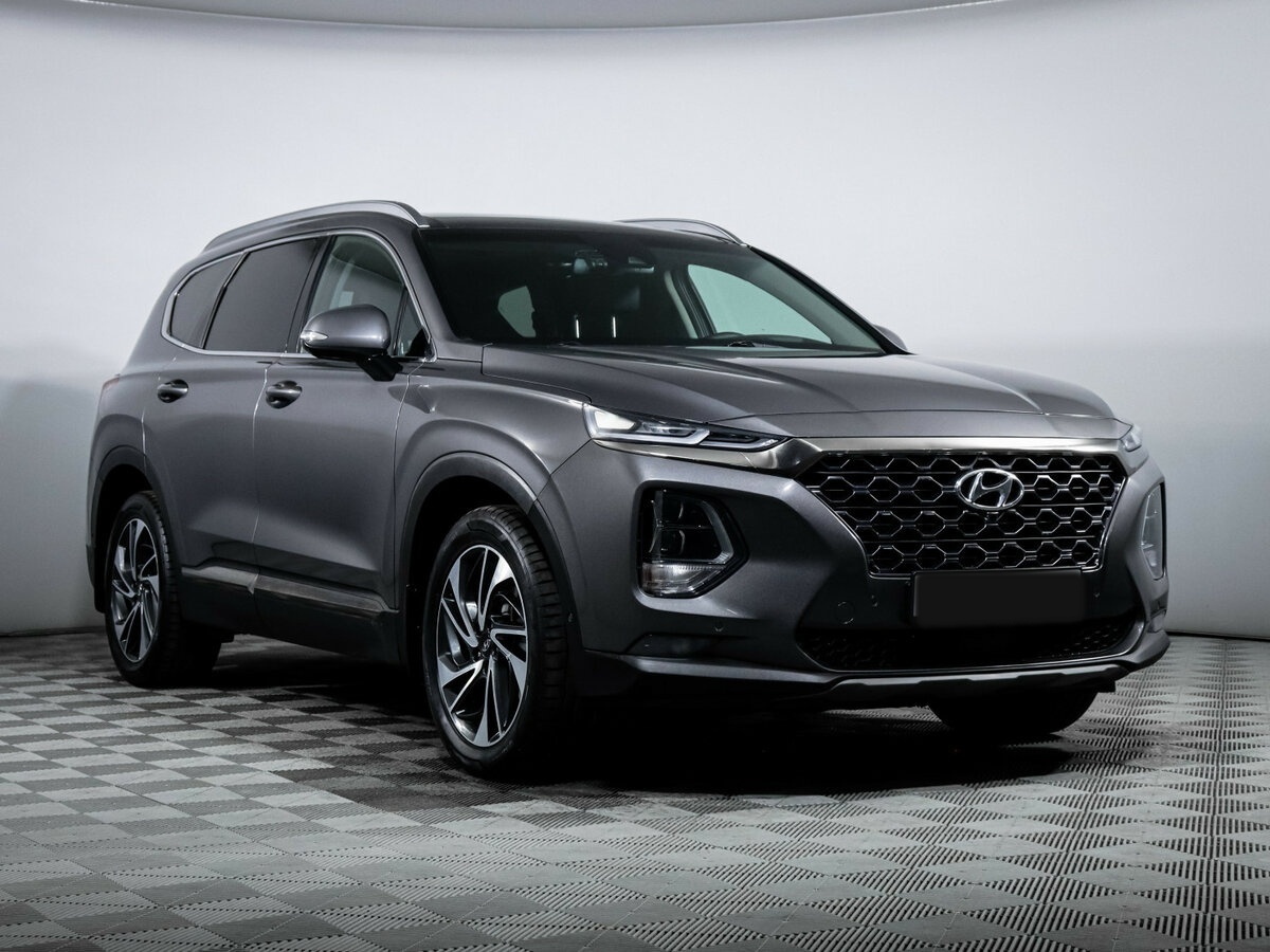 Hyundai Santa Fe с пробегом — 2019 год. Фото: #2