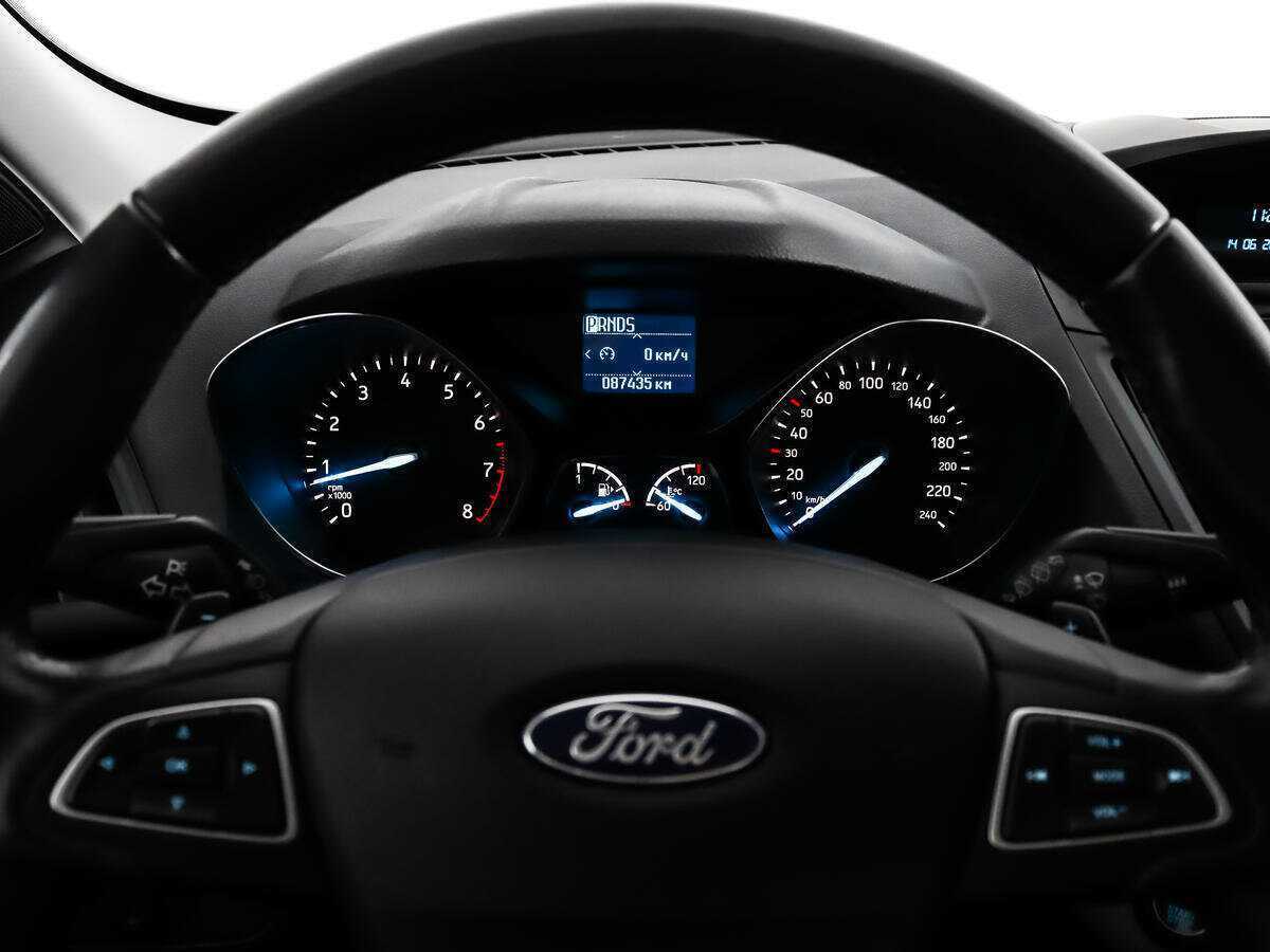 Ford Kuga с пробегом — 2018 год. Фото: #15
