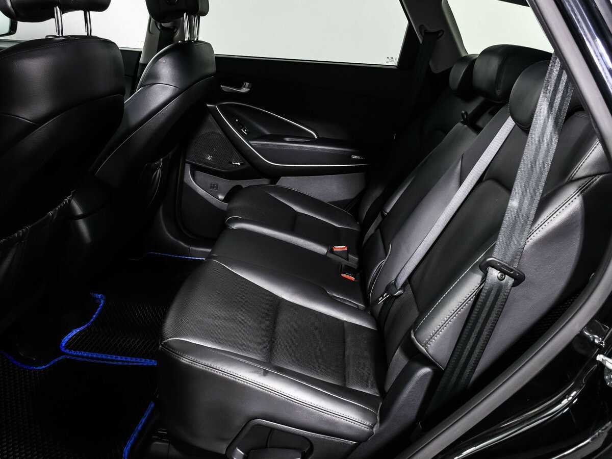 Hyundai Santa Fe с пробегом — 2017 год. Фото: #12