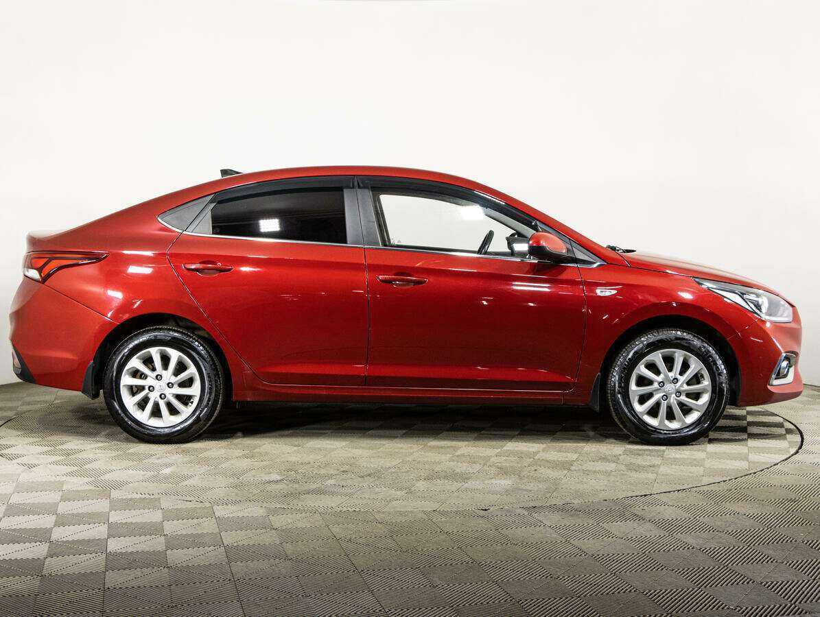Hyundai Solaris с пробегом — 2018 год. Фото: #3