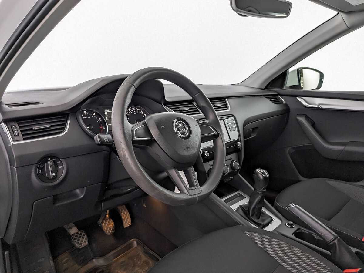 Skoda Octavia с пробегом — 2017 год. Фото: #13
