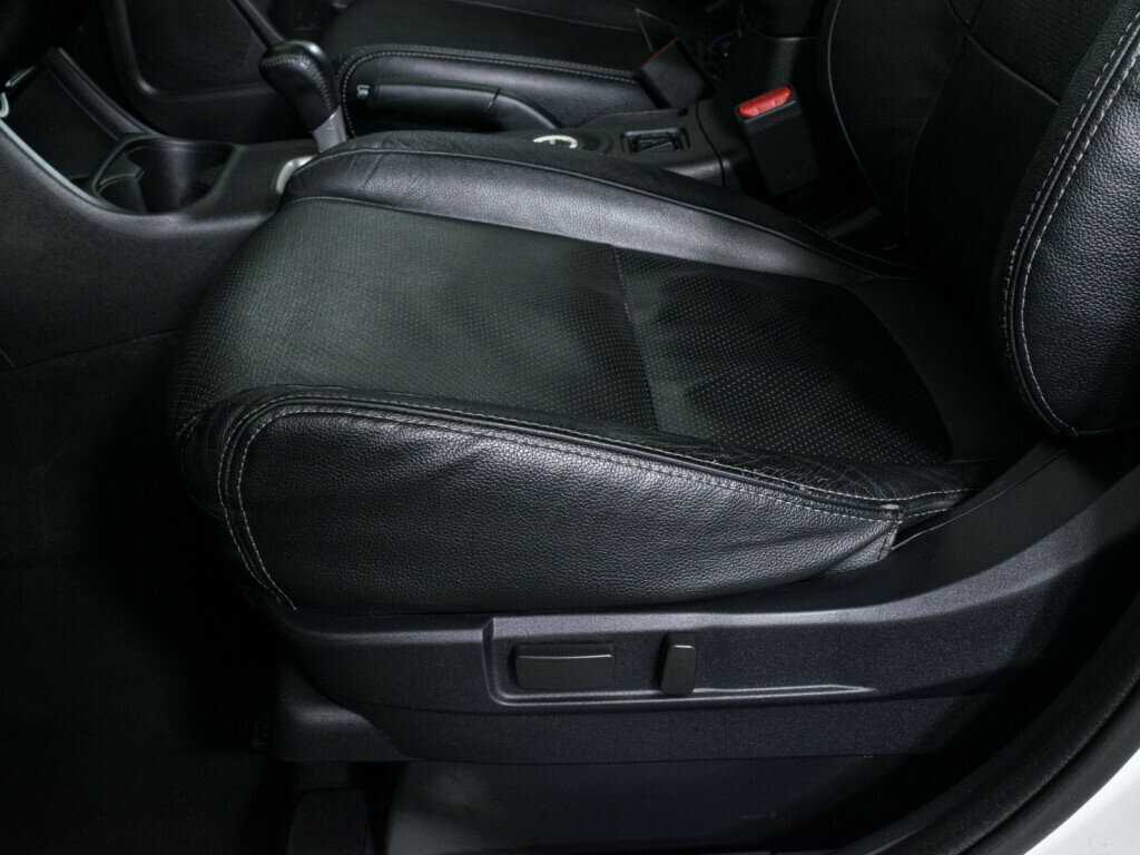 Mitsubishi Outlander с пробегом — 2015 год. Фото: #14