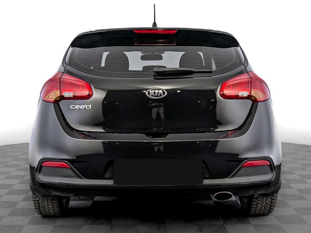 Kia Ceed с пробегом — 2014 год. Фото: #5