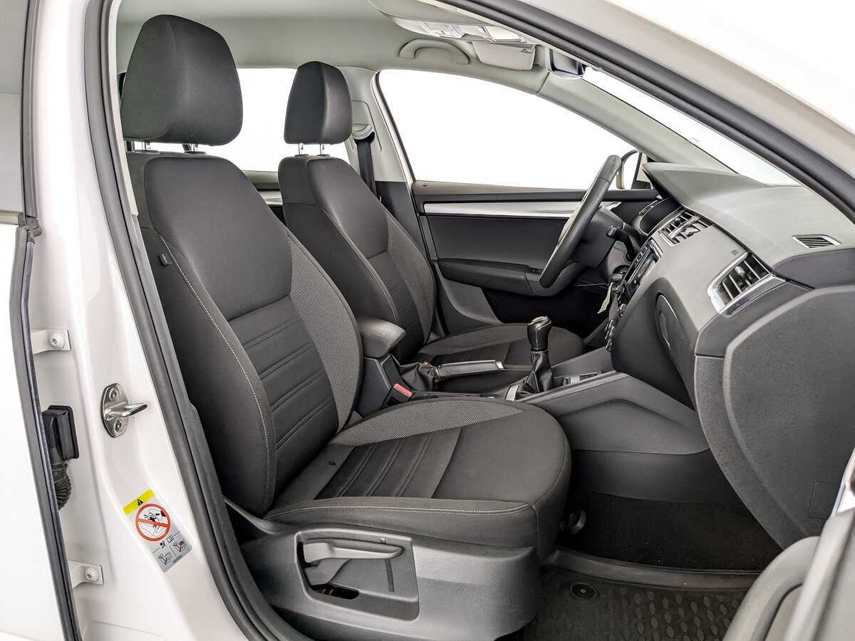 Skoda Octavia с пробегом — 2017 год. Фото: #18