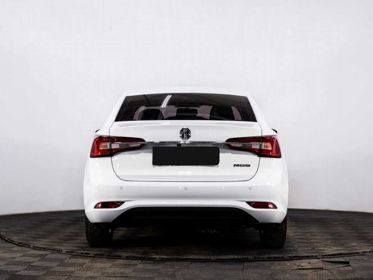 MG 5 с пробегом — 2023 год. Фото: #4