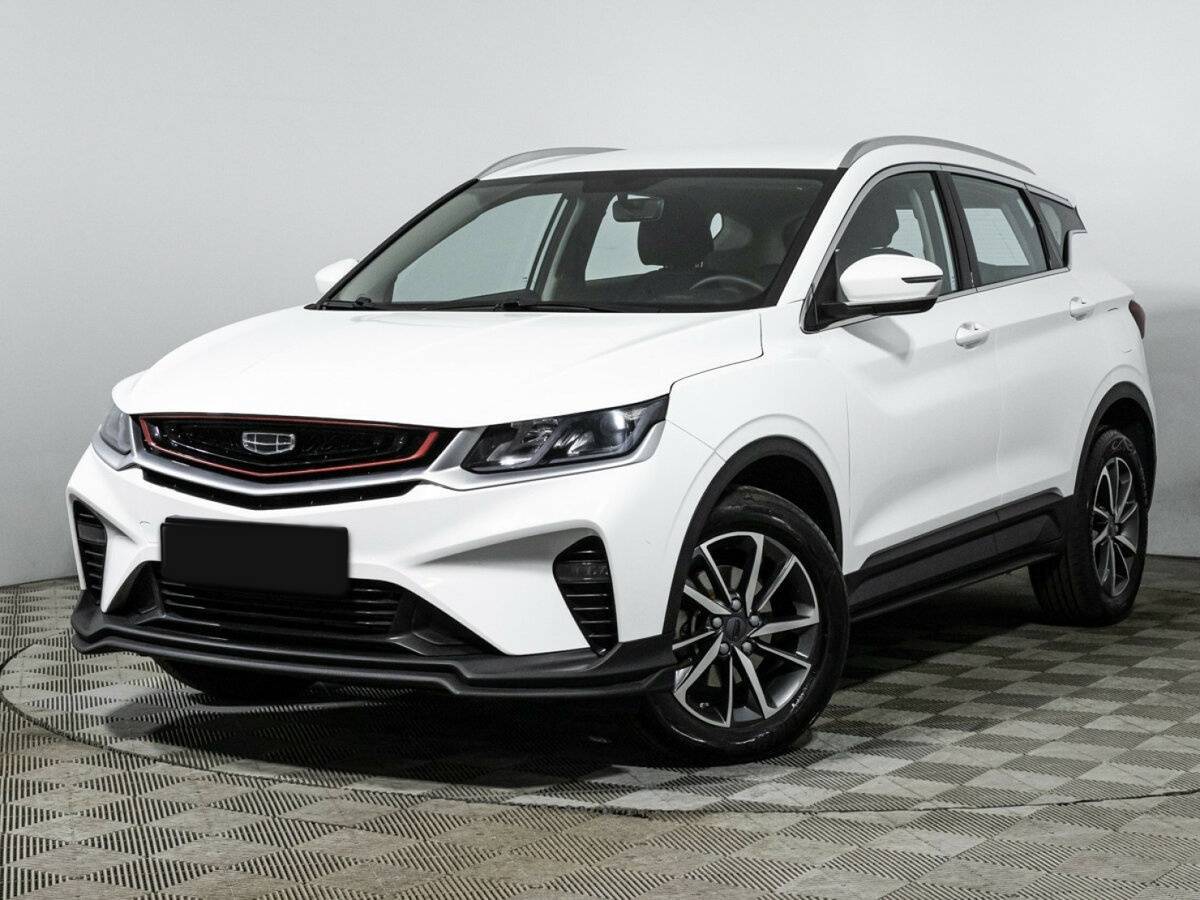Geely Coolray с пробегом — 2022 год. Посмотреть фото