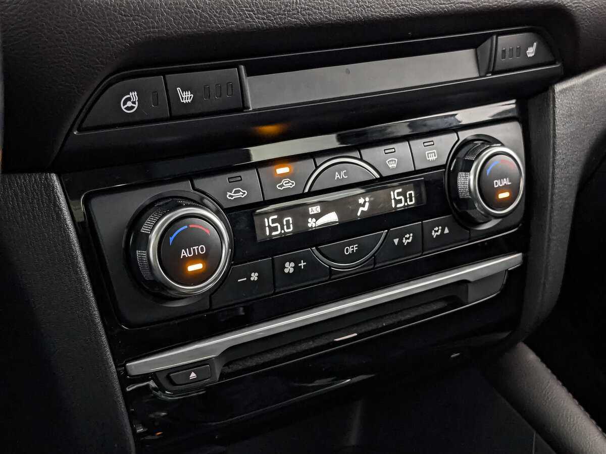 Mazda 6 с пробегом — 2016 год. Фото: #16