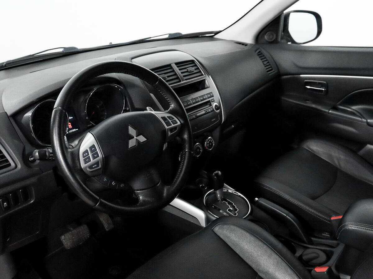 Mitsubishi ASX с пробегом — 2012 год. Фото: #8