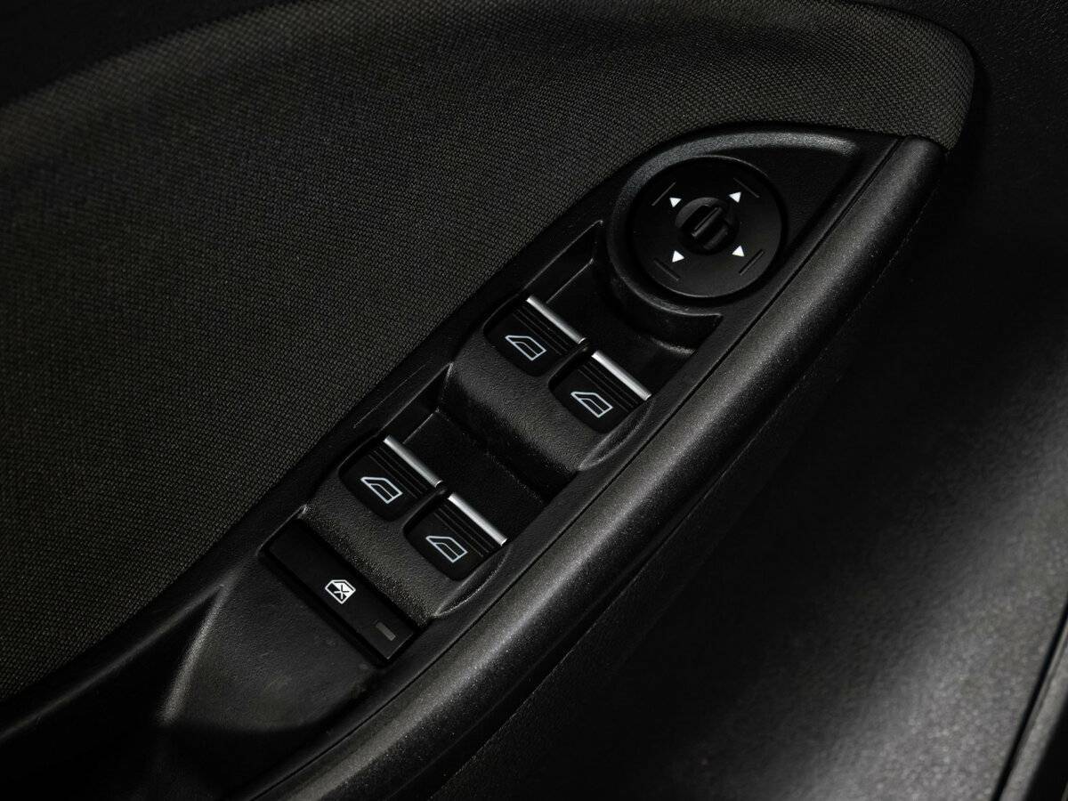 Ford Focus с пробегом — 2015 год. Фото: #11