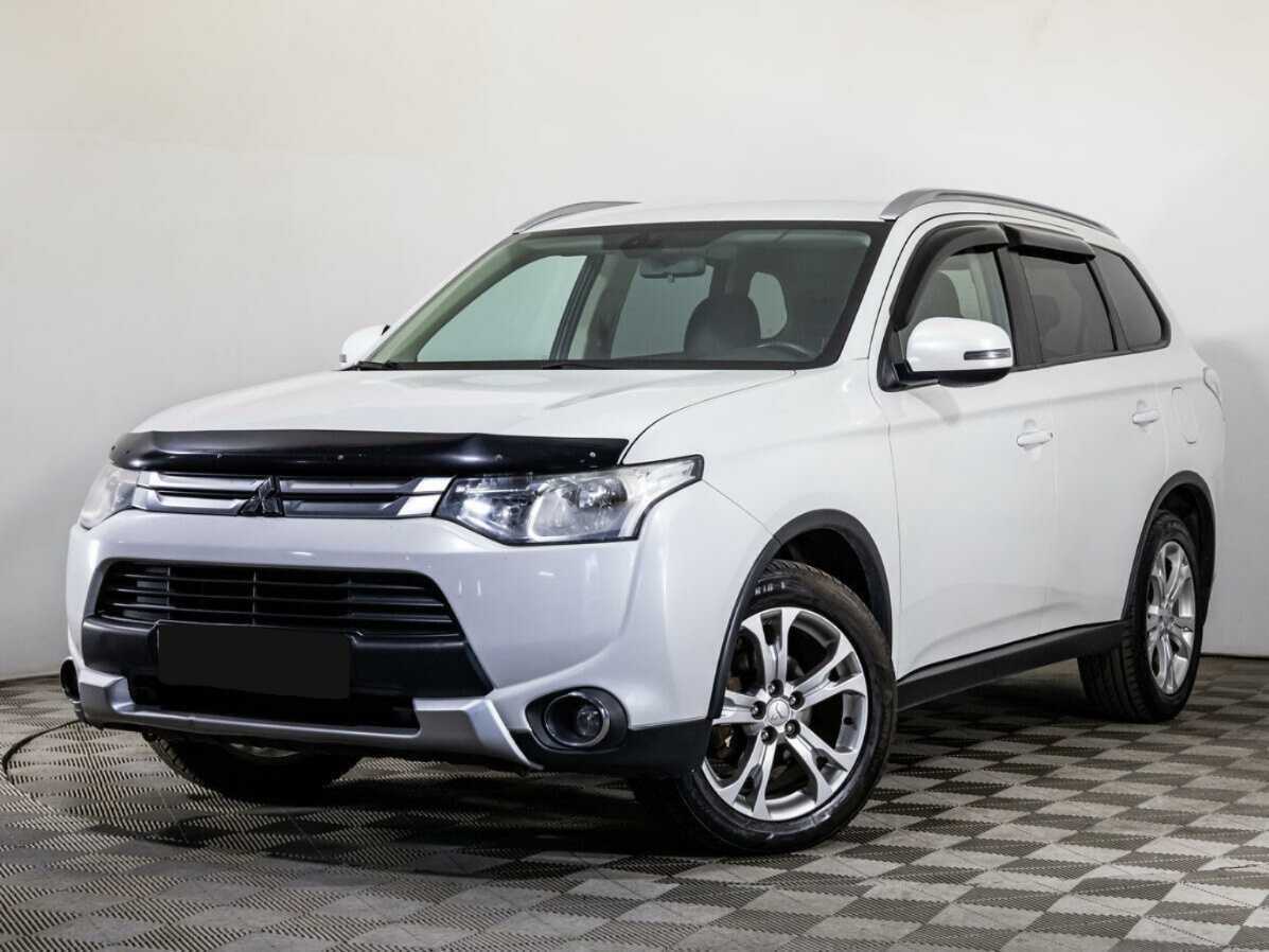 Mitsubishi Outlander с пробегом — 2014 год. Посмотреть фото