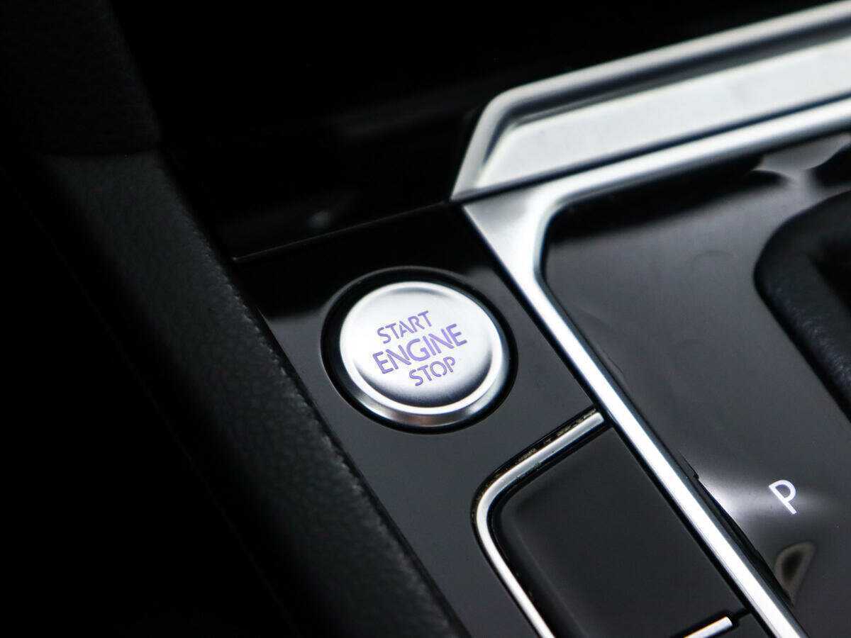 Volkswagen Passat с пробегом — 2016 год. Фото: #13