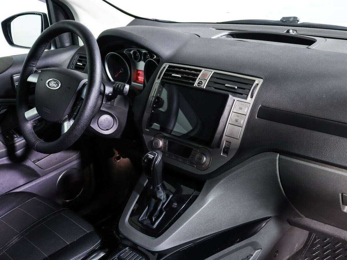 Ford Kuga с пробегом — 2012 год. Фото: #6