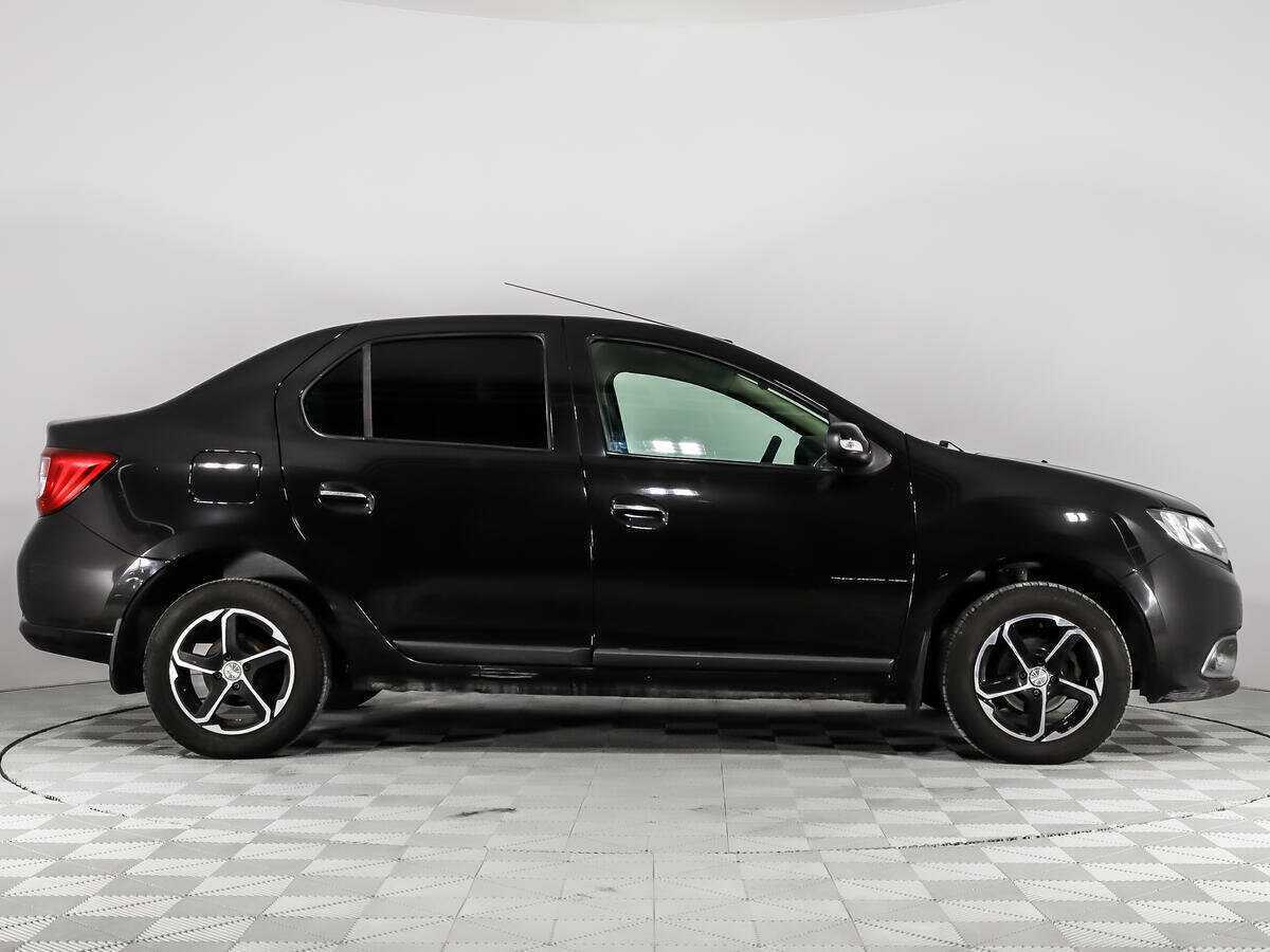 Renault Logan с пробегом — 2014 год. Фото: #3