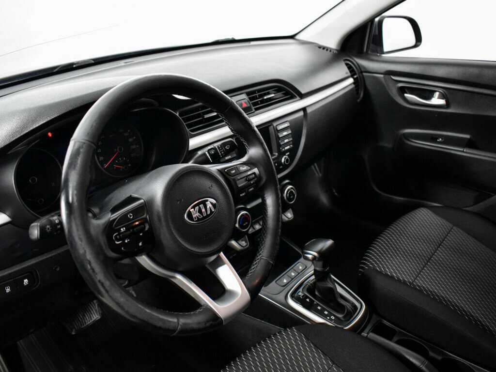Kia Rio с пробегом — 2018 год. Фото: #7