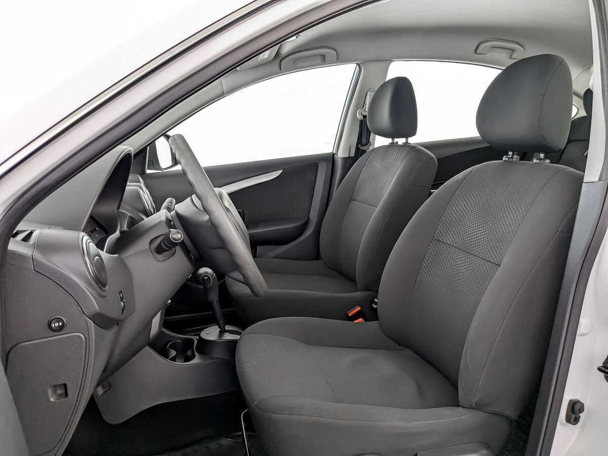 Nissan Almera с пробегом — 2015 год. Фото: #15