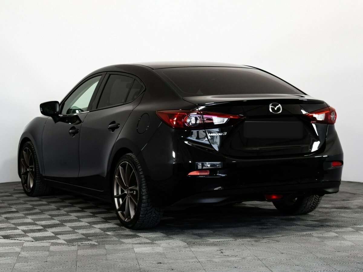 Mazda 3 с пробегом — 2013 год. Фото: #6
