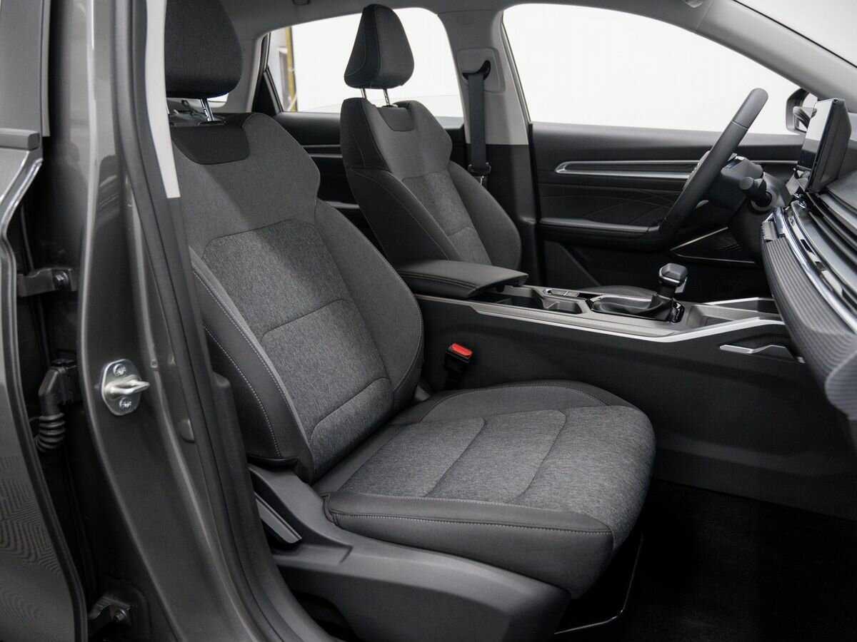 Geely Emgrand с пробегом — 2023 год. Фото: #7