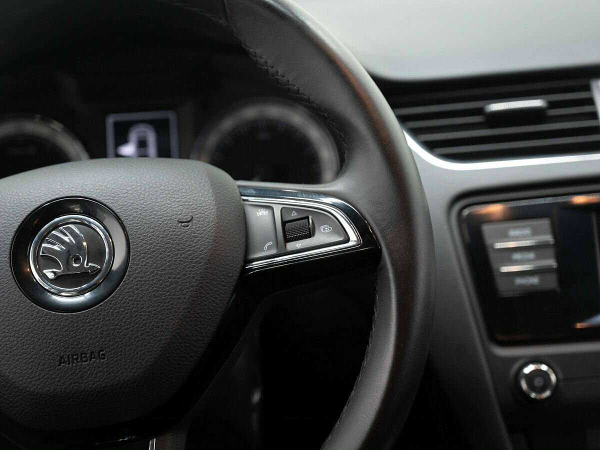 Skoda Octavia с пробегом — 2016 год. Фото: #18