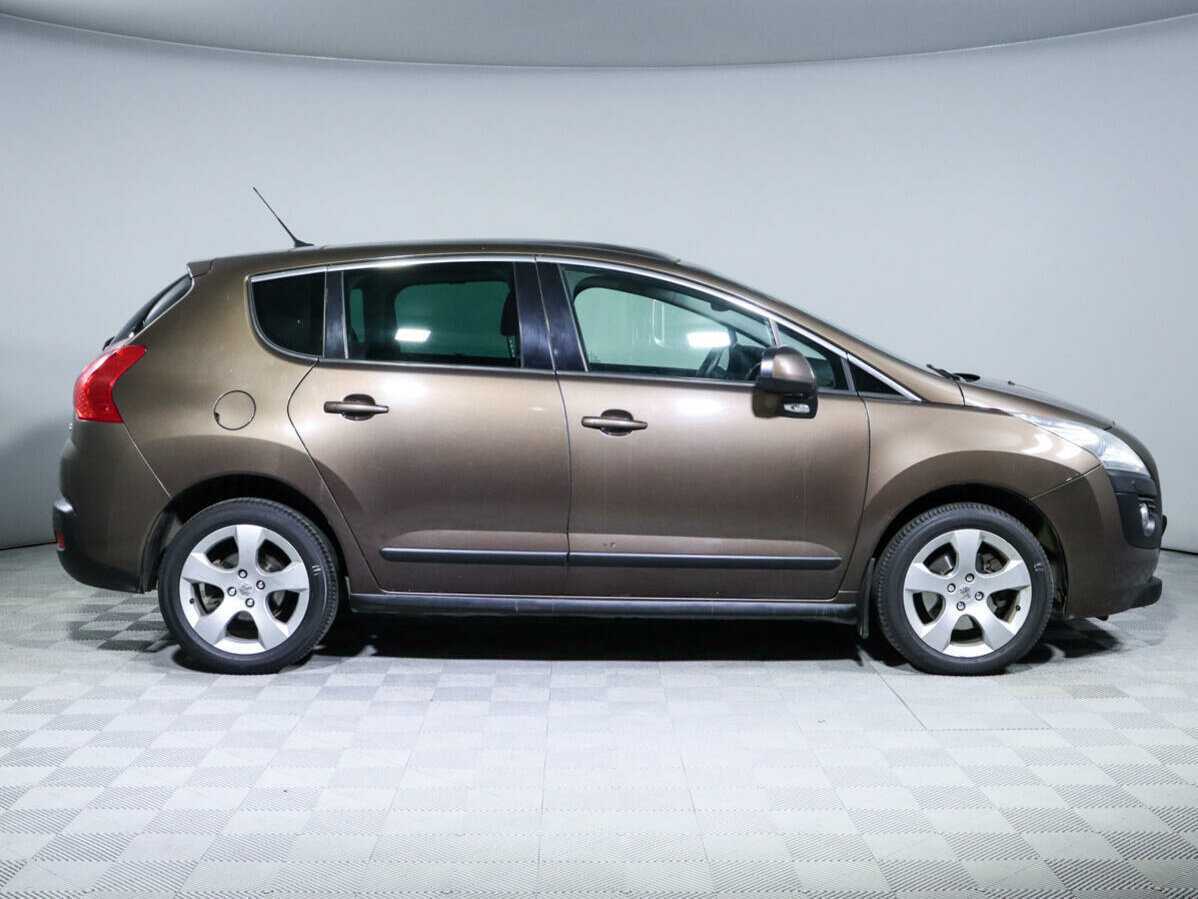 Peugeot 3008 с пробегом — 2013 год. Фото: #3