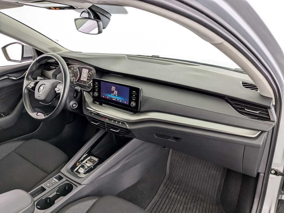 Skoda Octavia с пробегом — 2021 год. Фото: #10