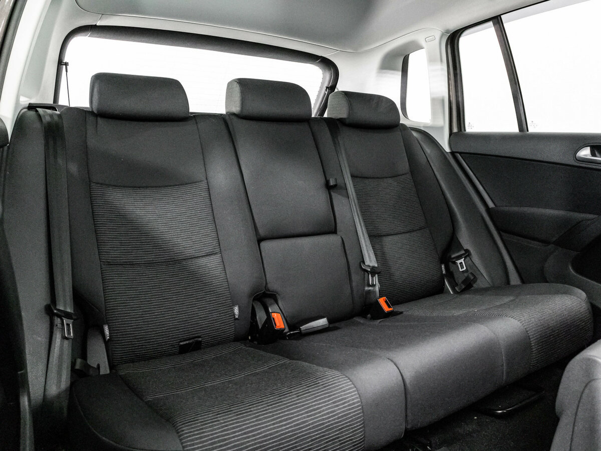 Volkswagen Tiguan с пробегом — 2014 год. Фото: #15