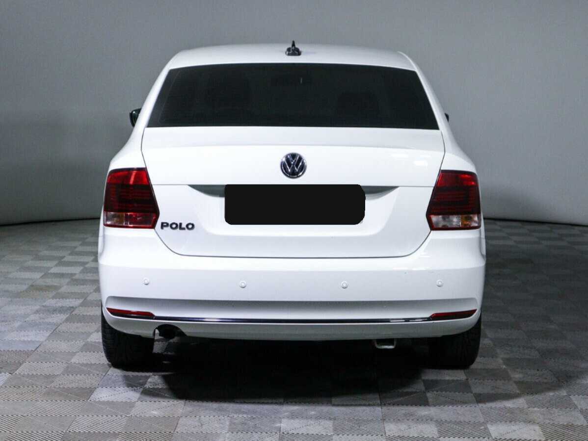 Volkswagen Polo с пробегом — 2019 год. Фото: #4