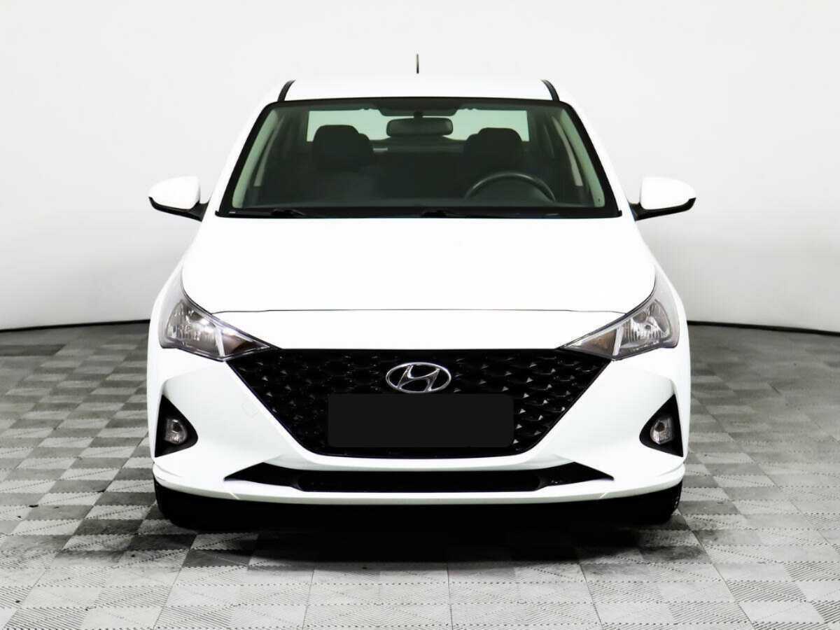 Hyundai Solaris с пробегом — 2020 год. Фото: #1
