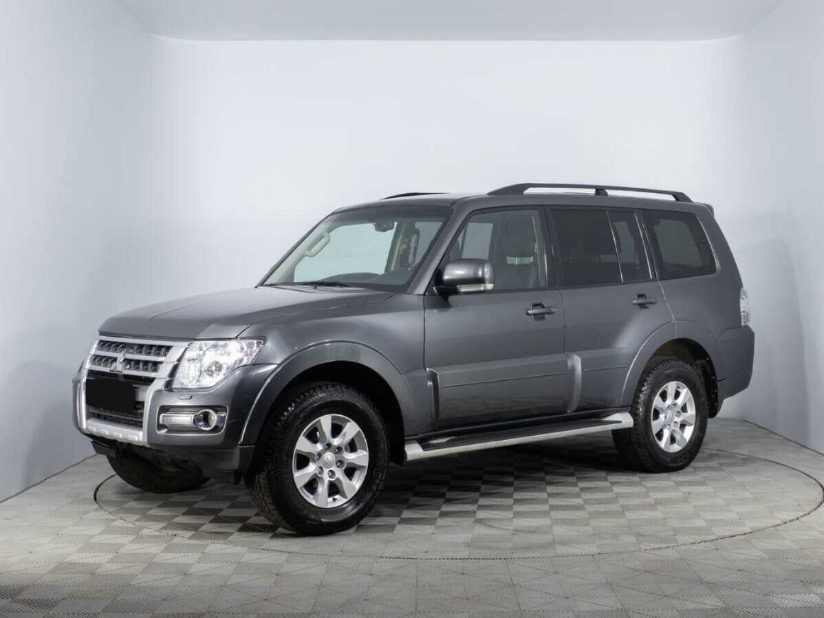Mitsubishi Pajero с пробегом — 2017 год. Фото: #0