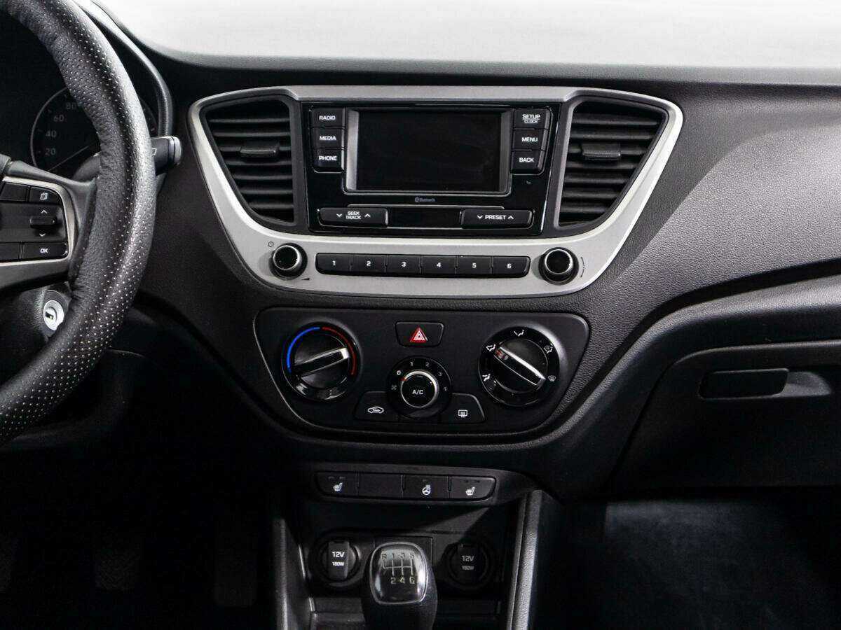 Hyundai Solaris с пробегом — 2017 год. Фото: #13