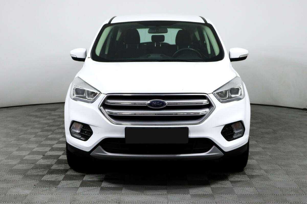 Ford Kuga с пробегом — 2018 год. Фото: #1