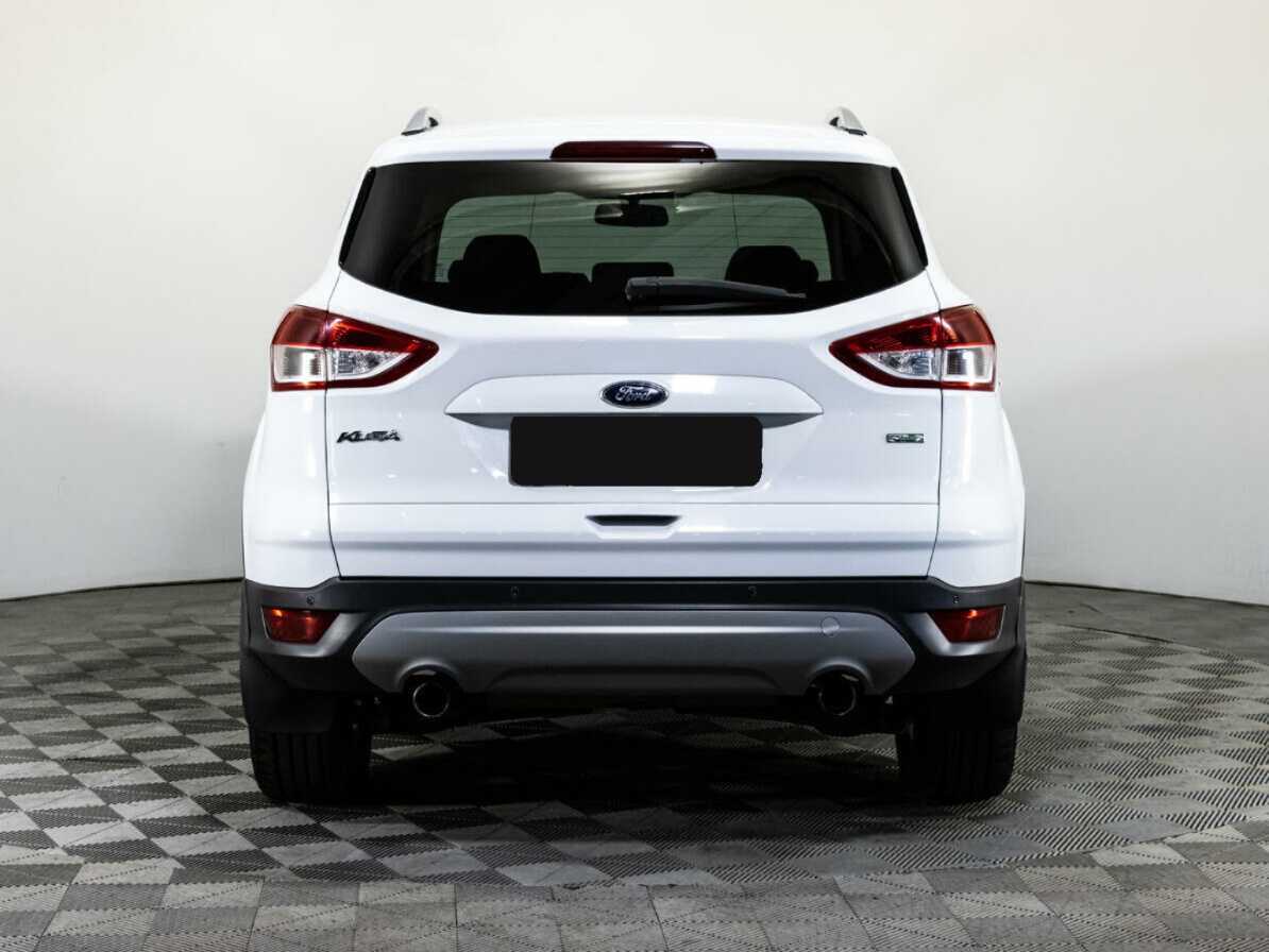 Ford Kuga с пробегом — 2014 год. Фото: #4