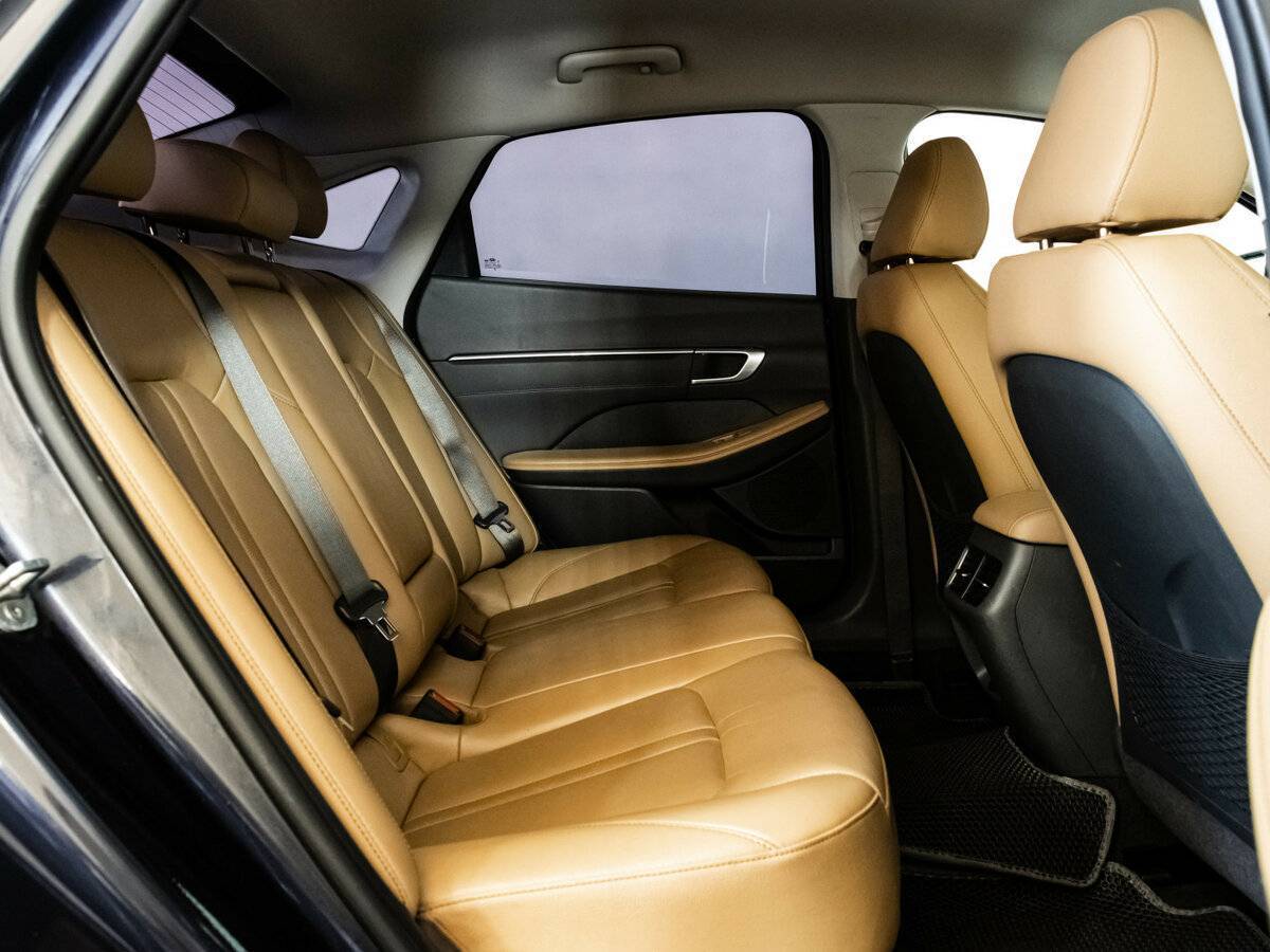 Hyundai Sonata с пробегом — 2020 год. Фото: #17