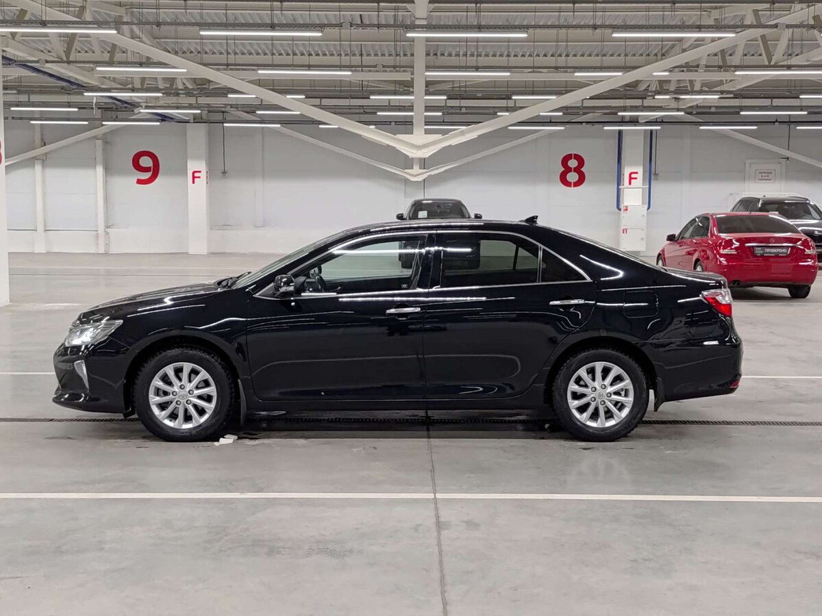 Toyota Camry с пробегом — 2018 год. Фото: #7