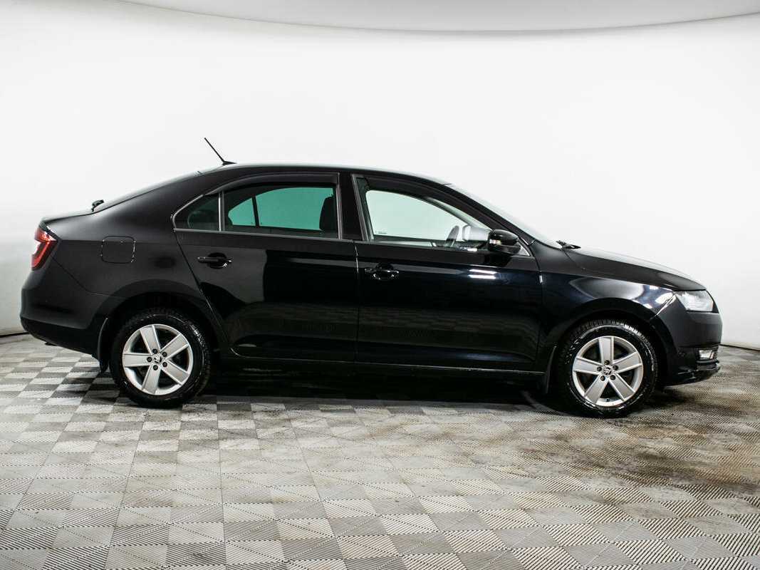 Skoda Rapid с пробегом — 2019 год. Фото: #3