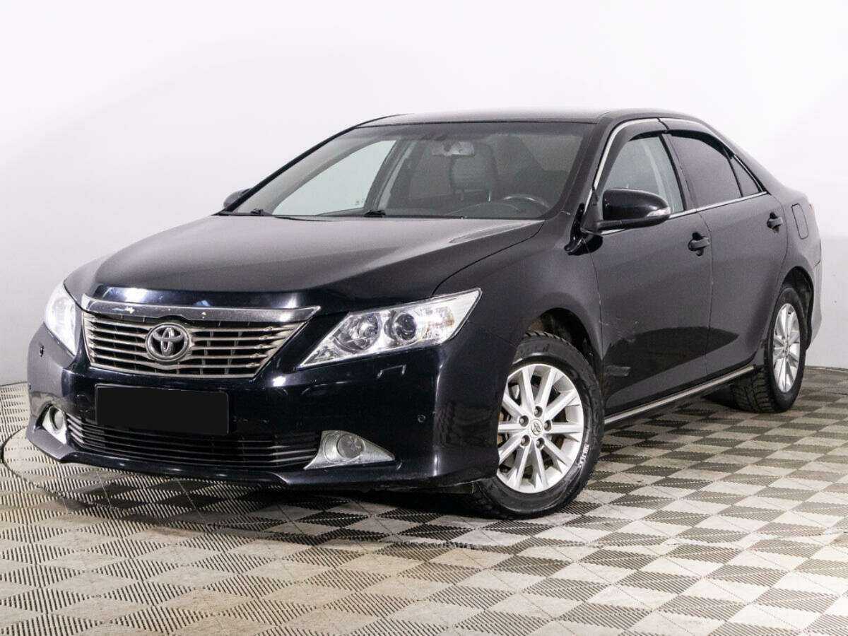 Toyota Camry с пробегом — 2012 год. Фото: #0