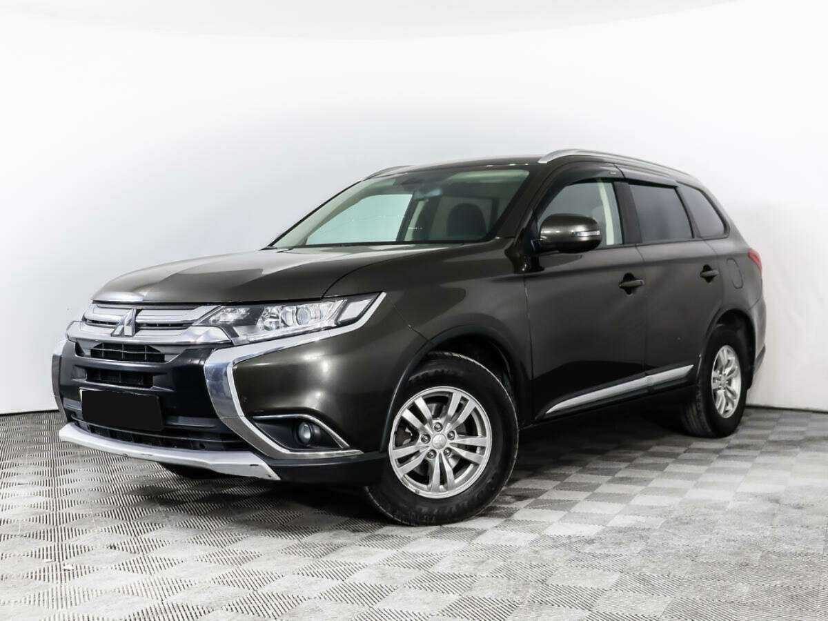 Mitsubishi Outlander с пробегом — 2018 год. Посмотреть фото
