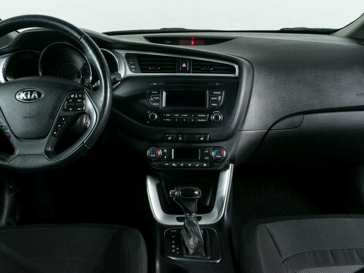 Kia Ceed с пробегом — 2018 год. Фото: #9