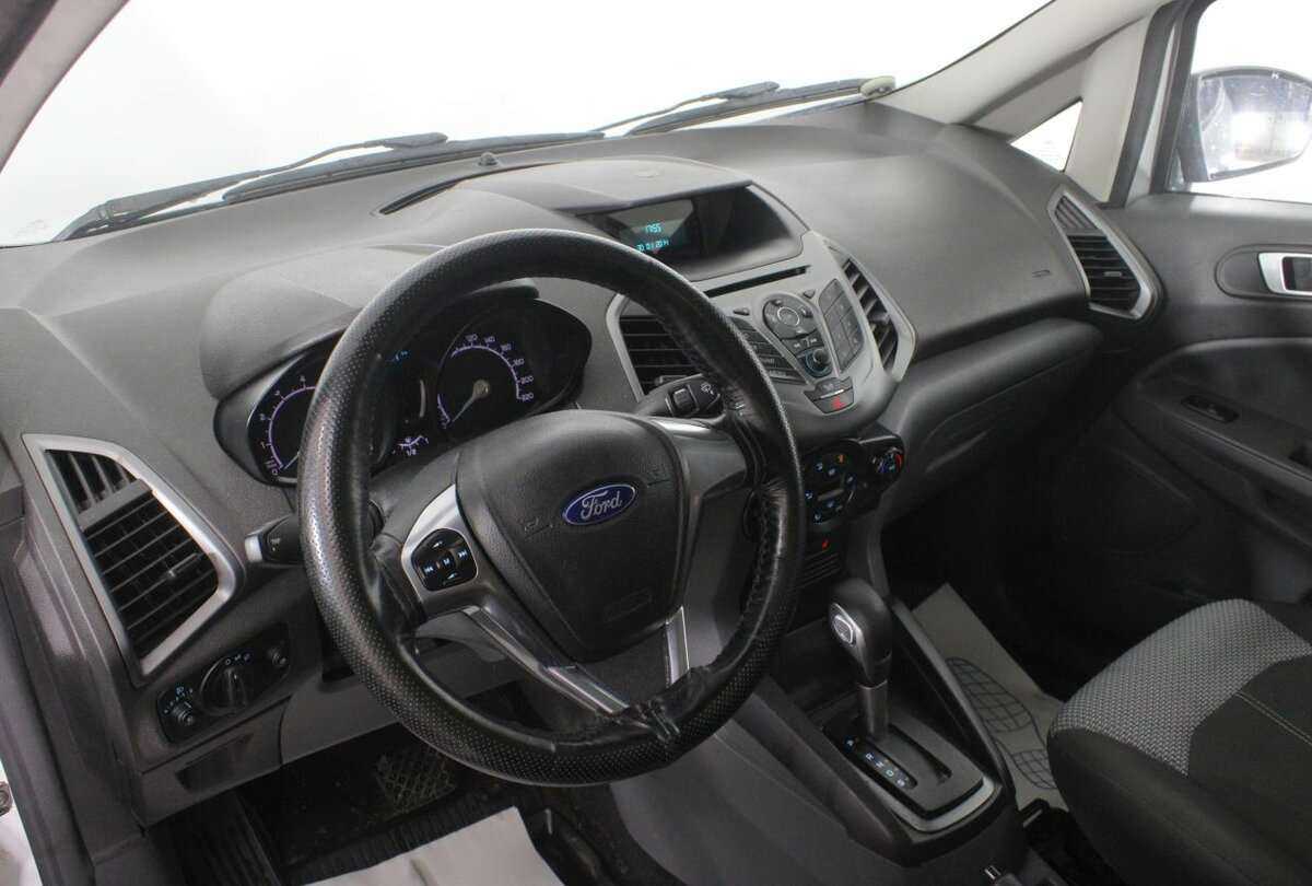 Ford EcoSport с пробегом — 2015 год. Фото: #12