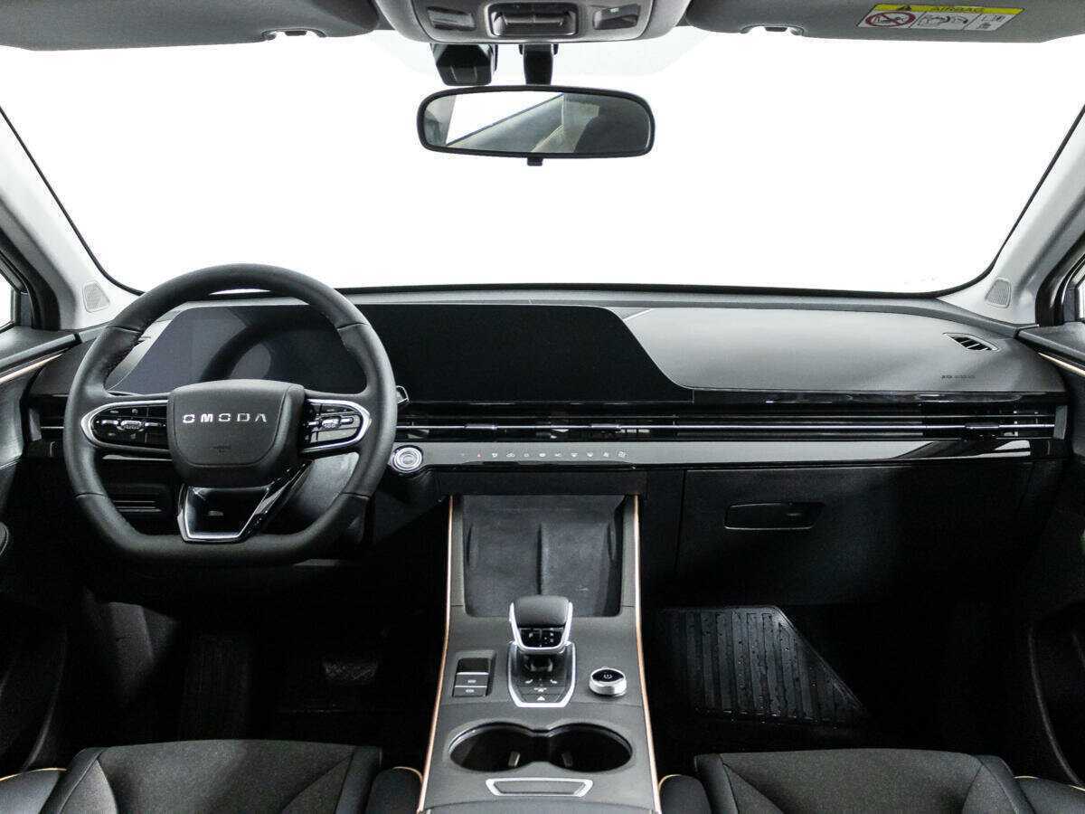 OMODA C5 с пробегом — 2024 год. Фото: #12