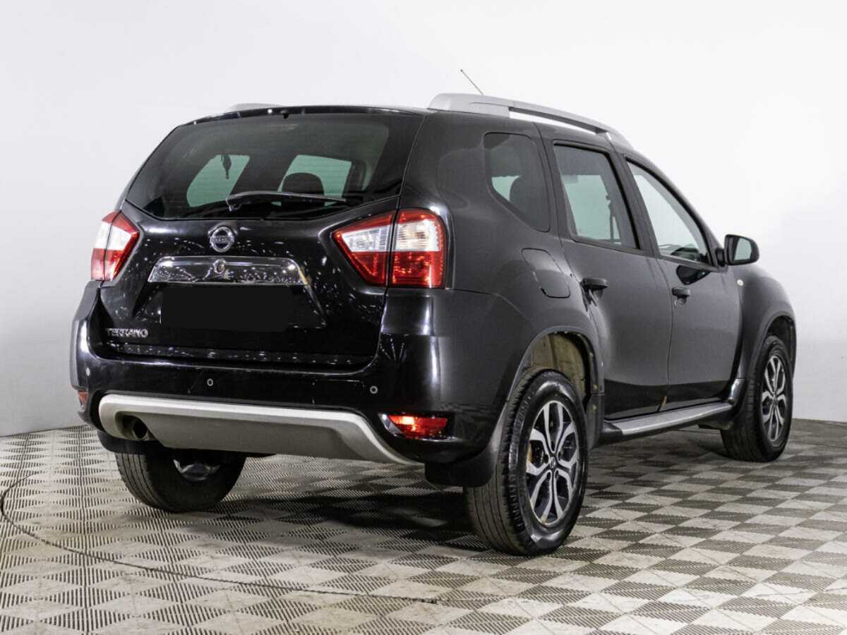 Nissan Terrano с пробегом — 2015 год. Фото: #4
