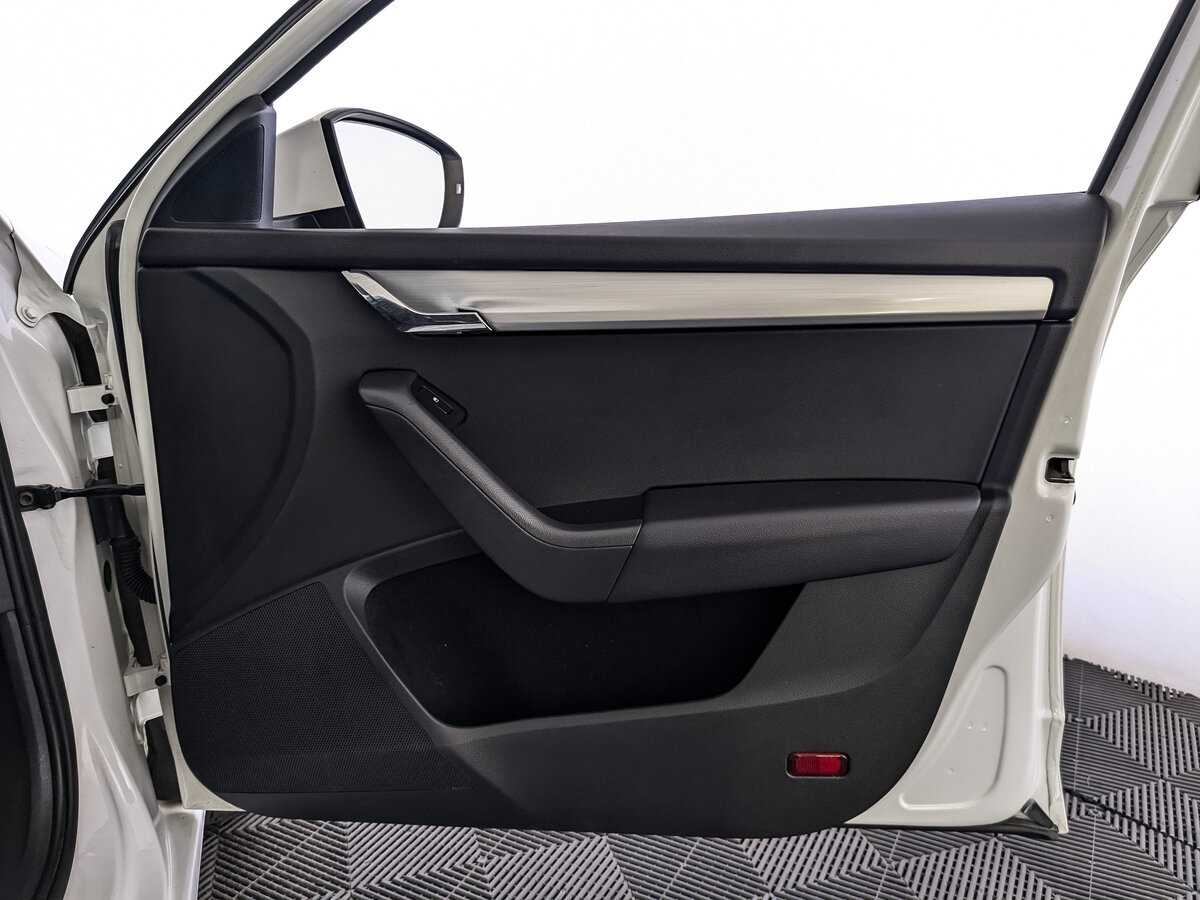 Skoda Octavia с пробегом — 2017 год. Фото: #19