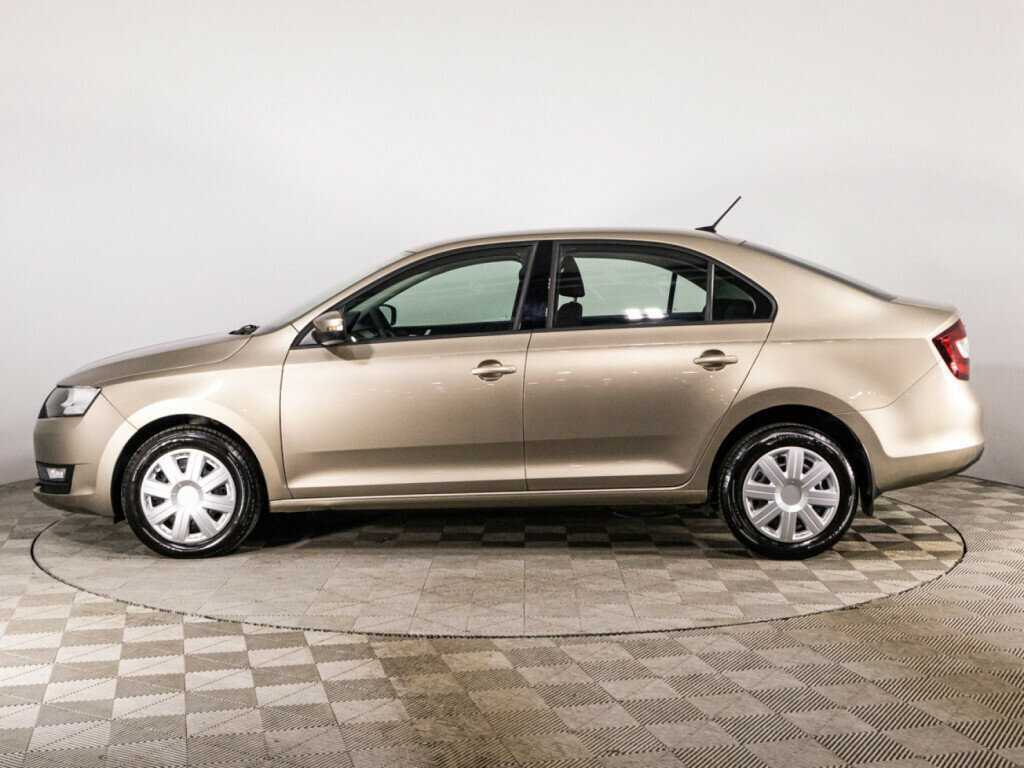 Skoda Rapid с пробегом — 2019 год. Фото: #7