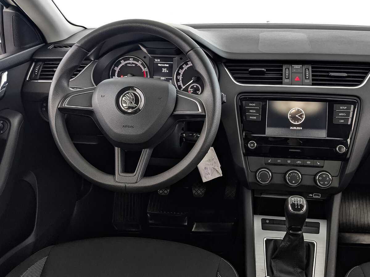 Skoda Octavia с пробегом — 2019 год. Фото: #24