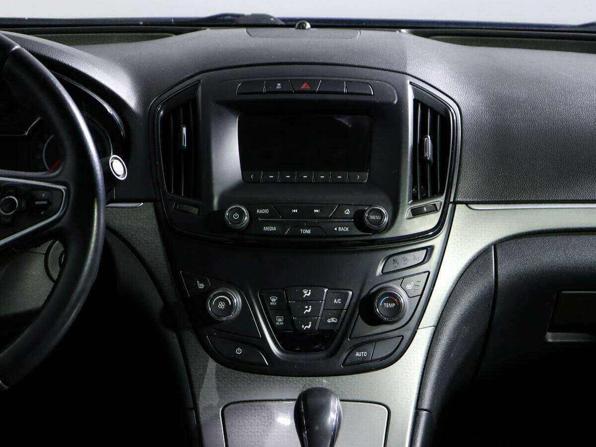 Opel Insignia с пробегом — 2014 год. Фото: #10
