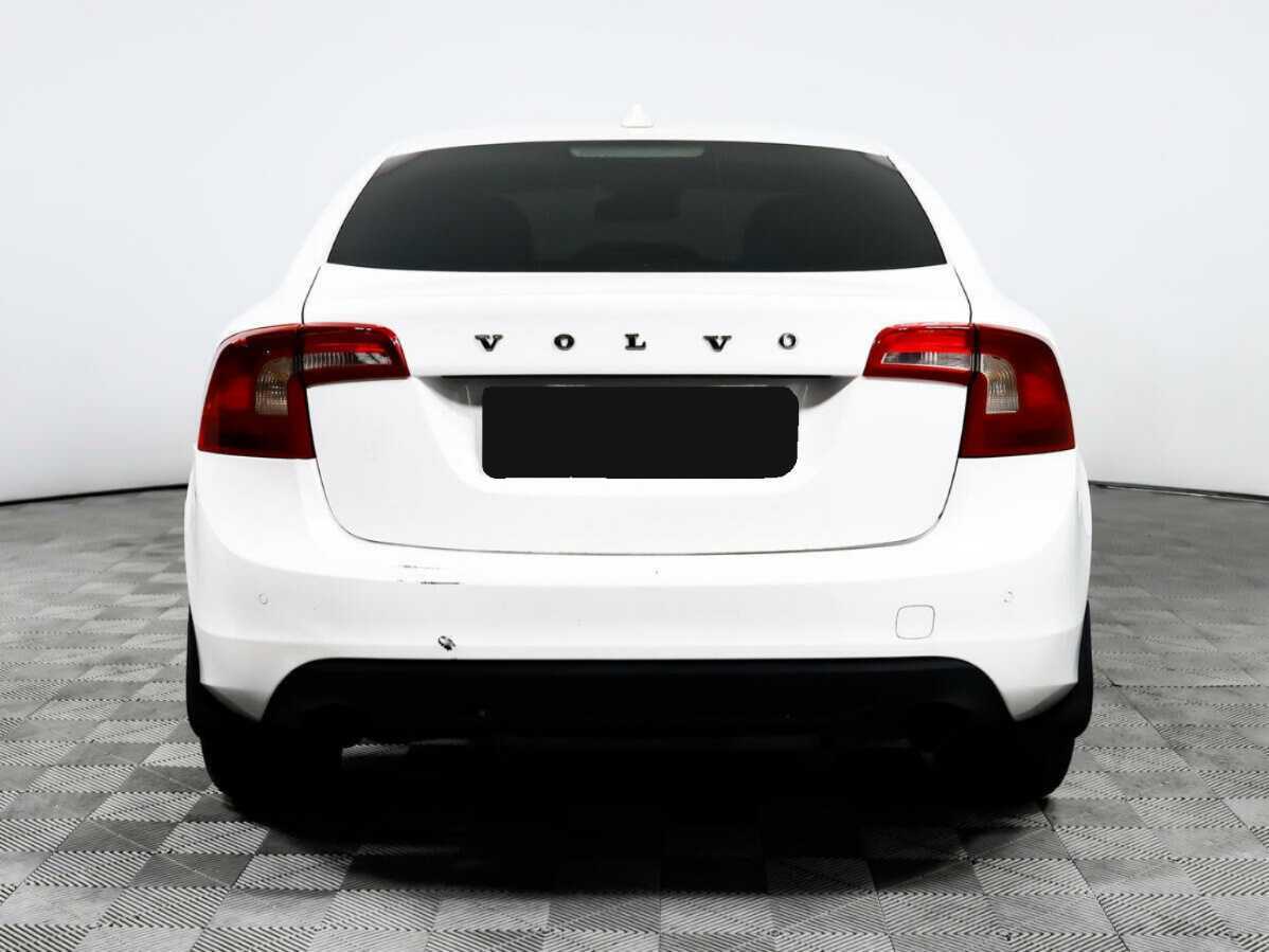 Volvo S60 с пробегом — 2012 год. Фото: #5