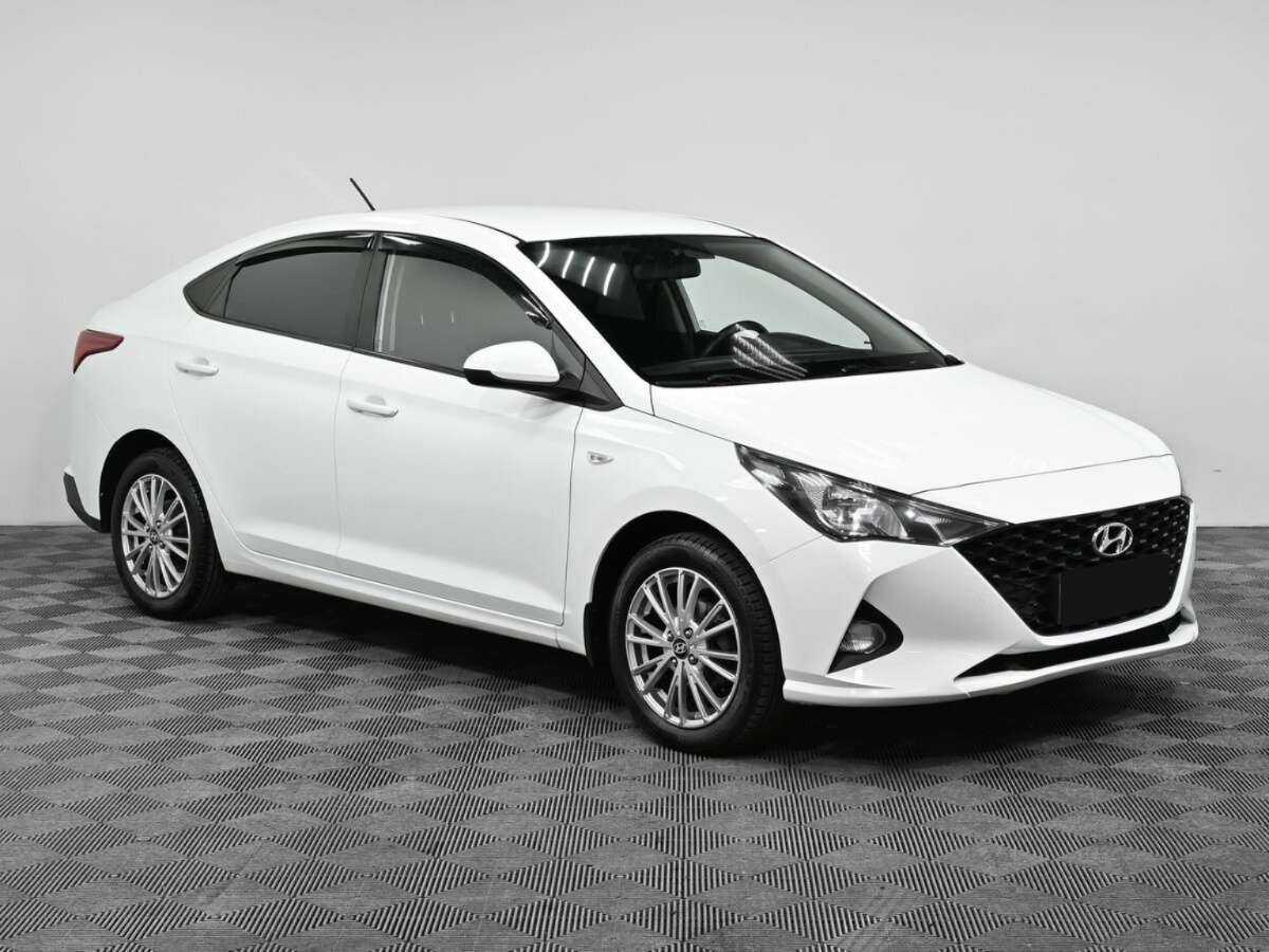 Hyundai Solaris с пробегом — 2020 год. Фото: #2