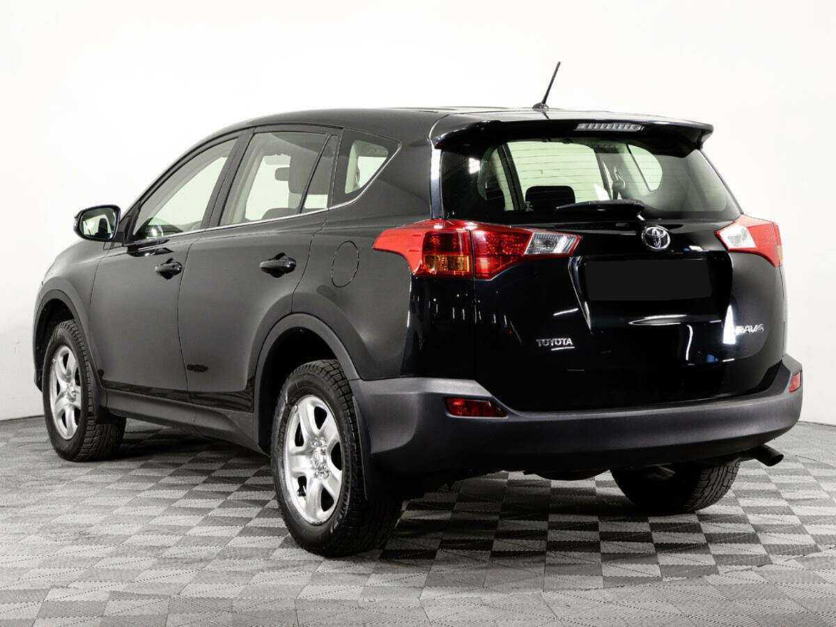 Toyota RAV4 с пробегом — 2014 год. Фото: #5